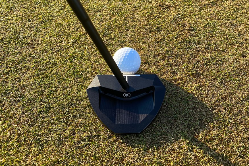 The L.A.B. Golf OZ.1 putter is great for alignment