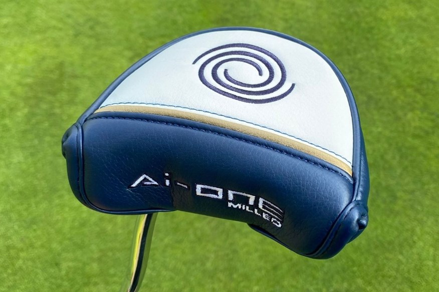 The Odyssey Ai-One Milled Rossie-V T DB putter headcover