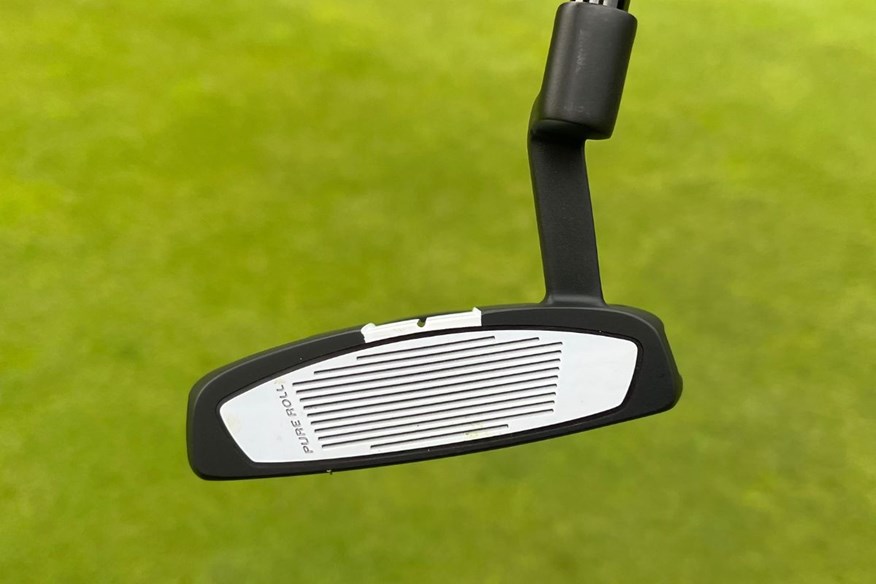 The TaylorMade Spider Tour X L-Neck features a Pure Roll insert