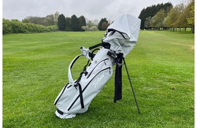 Titleist Players 4 Carbon Stand Bag