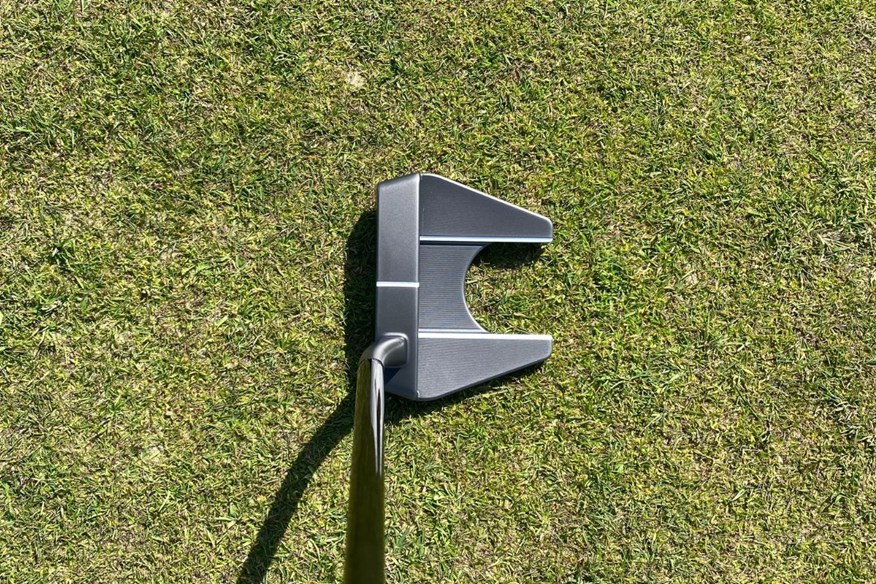The Toulon Las Vegas H7 putter is a great-looking putter