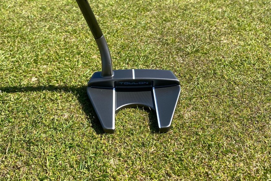 The Toulon Las Vegas H7 putter has a flow neck hosel